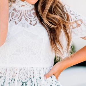 White Lacey top. Size Large